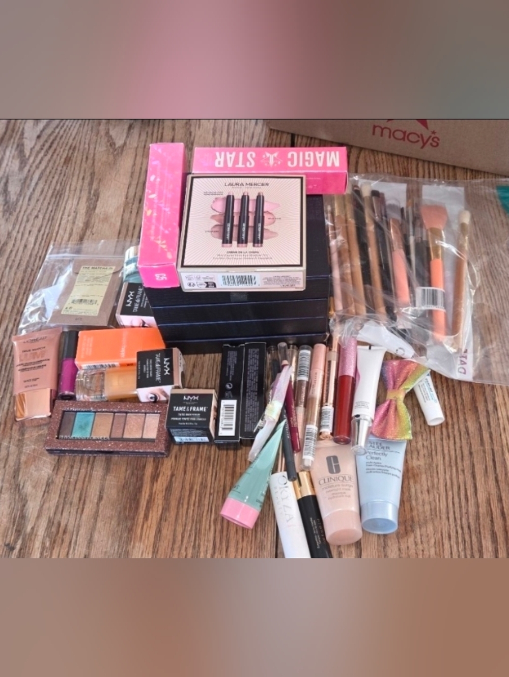 105 Pieces- High End Makeup